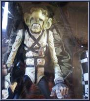 Mad Hatter (White Jacket) from American McGee's Alice - Series 1 manufactured by Milo's Workshop [Front]