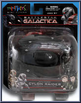 Battle Damaged Cylon Raider (with Cylon Centurion) Action Figure