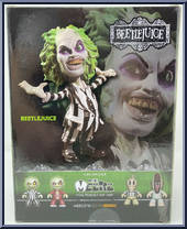 Beetlejuice from Beetlejuice - Basic Series manufactured by Mezco [Back]