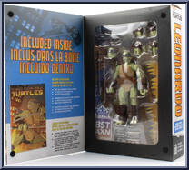 Leonardo (IDW Comic + Action Figure) (Version 2) from Bst Axn - Teenage Mutant Ninja Turtles manufactured by Loyal Subjects [Front]
