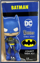 Batman (Blue / Gray) from DC Universe - Wobblers manufactured by Funko [Back]
