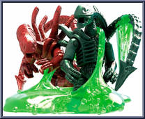 Red / Green Xenomorphs from Heroes - Xenomorph Eggs manufactured by Mega Brands [Loose]