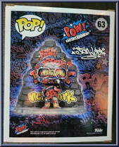Stan Lee from Icons - Pop! Vinyl Figures manufactured by Funko [Back]