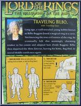 Bilbo (Traveling Gear) from Lord of the Rings - Trilogy - Fellowship of the Ring - Series 2 manufactured by Toy Biz [Back]