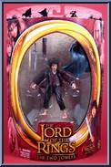 Frodo (Elven Cloak) from Lord of the Rings - Two Towers - Series 5 manufactured by Toy Biz [Front]