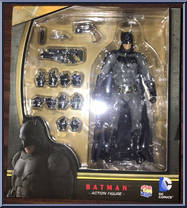 Batman (Batman v Superman) from Mafex - DC manufactured by Medicom [Front]