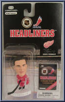Steve Yzerman from NHL Headliners - 1997 Season manufactured by Corinthian [Front]