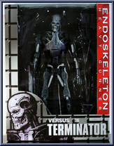 Endoskeleton (Heavy Gunner) from Robocop vs Terminator - Basic Series manufactured by Neca [Front]