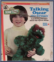 Oscar the Grouch from Sesame Street - Talking manufactured by Knickerbocker [Front]