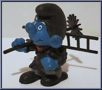 Chimney Sweep Smurf from Smurfs - Super Smurfs manufactured by Peyo [Loose]