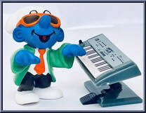 Keyboard Smurf from Smurfs - Super Smurfs manufactured by Peyo [Loose]