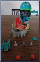 House of Slam Space Dome from Space Jam - Mini Playsets manufactured by Playmates [Loose]