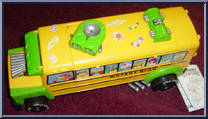 Rock 'n' Roll Muta-Bus from Teenage Mutant Ninja Turtles - Mutations - Accessories manufactured by Playmates [Loose]