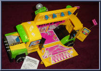 Rock 'n' Roll Muta-Bus from Teenage Mutant Ninja Turtles - Mutations - Accessories manufactured by Playmates [Loose]