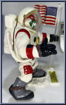Retro Rocket Raphael from Teenage Mutant Ninja Turtles - Apollo 11 (with Cards) manufactured by Playmates [Loose]