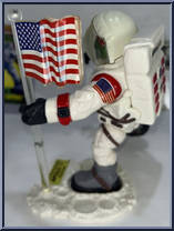 Retro Rocket Raphael from Teenage Mutant Ninja Turtles - Apollo 11 (with Cards) manufactured by Playmates [Loose]
