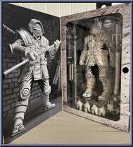 Last Ronin (Black & White) from Teenage Mutant Ninja Turtles - Last Ronin manufactured by Neca [Front]