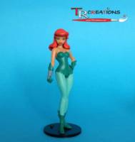 DC Collectibles - Poison Ivy (Batman Animated) Custom Action Figure